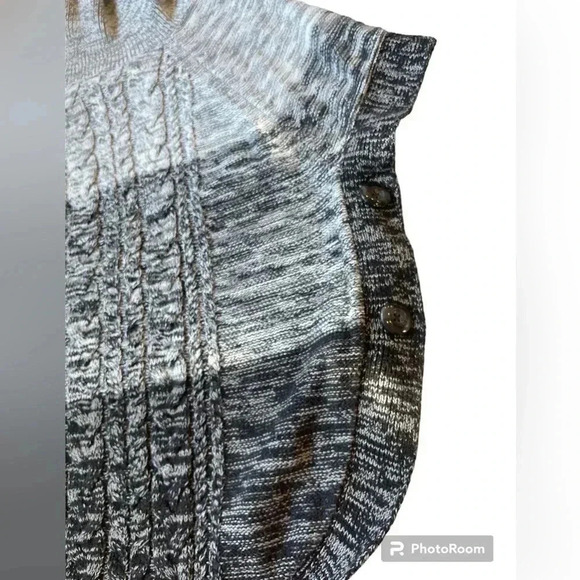 Maternity Women’s Small OLD NAVY Gray Short-Sleeve Knit Pull-Over Top - Picture 7 of 13